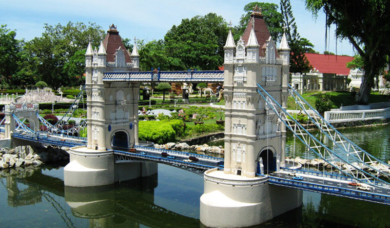 �׶���΢������